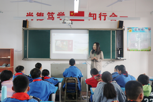 图片3 柳子街小学宣讲 图片3 柳子街小学宣讲