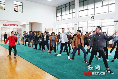 beat365唯一官网与莱西姆大学举办两校首届国际文化周